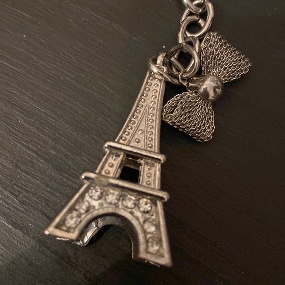 Eiffel Tower Keychain with Rhinestones and bow on Top 1.5" - Picture 2 of 6